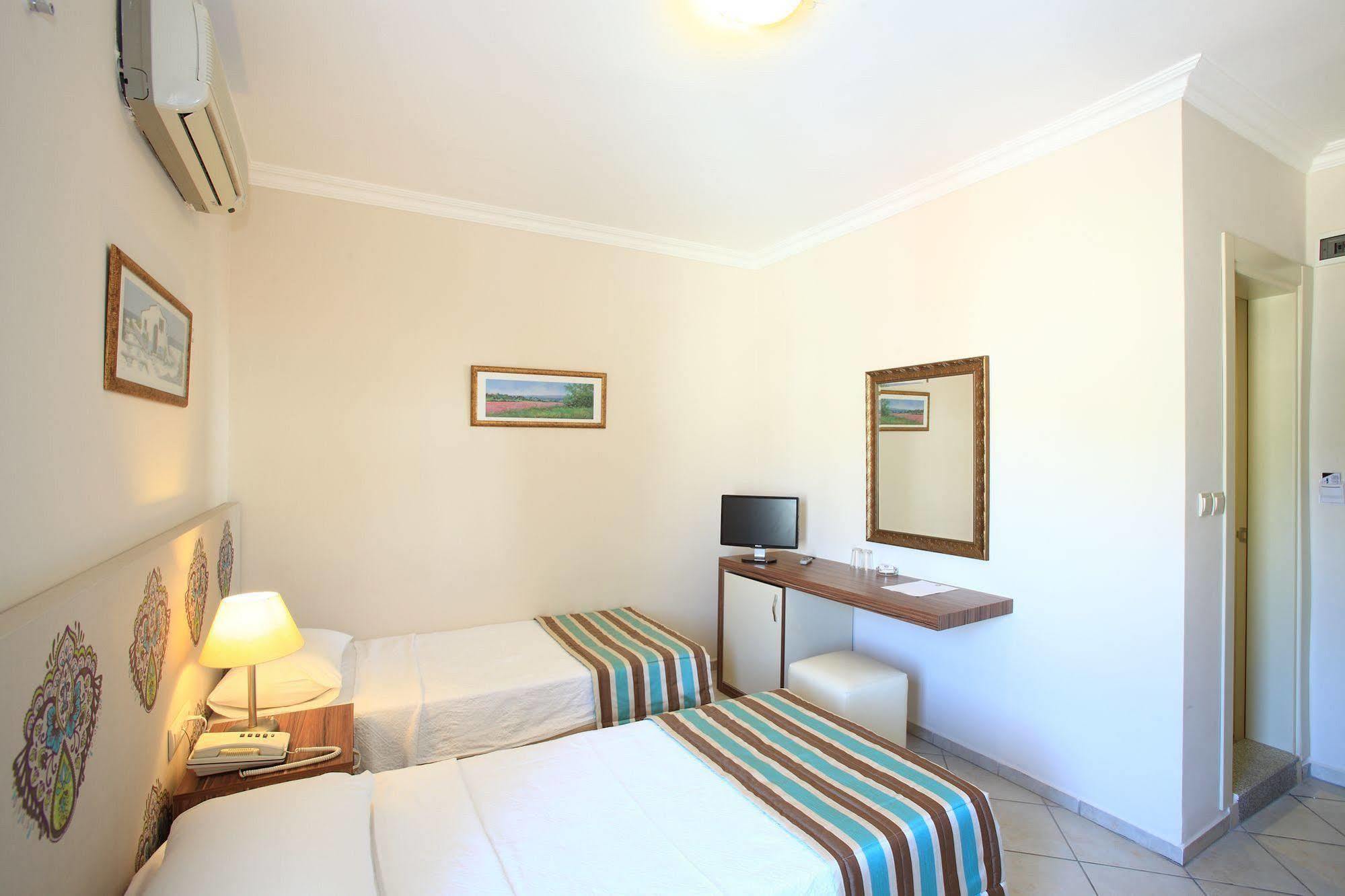 Paloma Hotel Bodrum Bagian luar foto